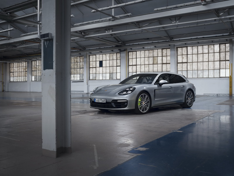 The new Porsche Panamera 2